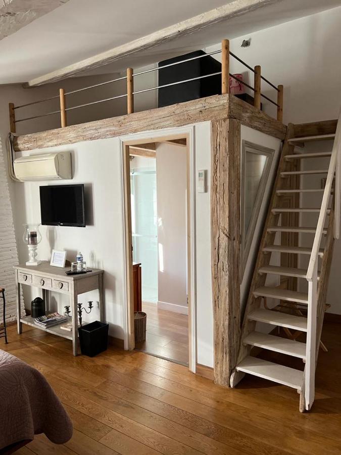 Chambres D'Hotes Mado Et Lulu Collonges-au-Mont-d'Or Екстер'єр фото